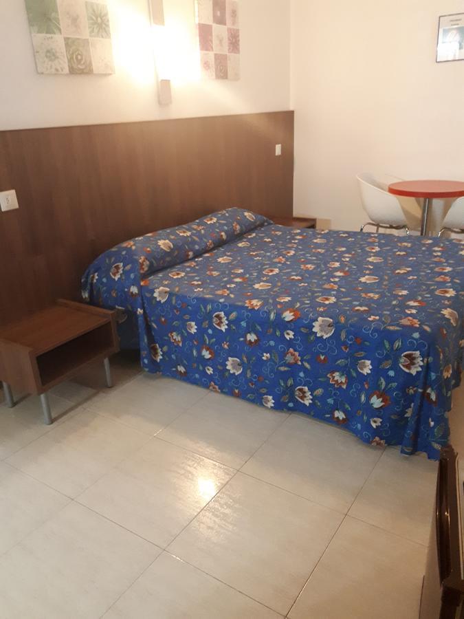 Hostal Margarita Pineda de Mar Exteriér fotografie